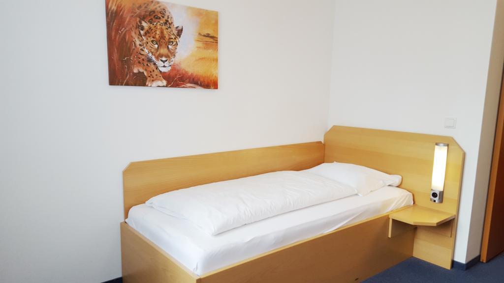 G&K Hotel Guntramsdorf Quarto foto